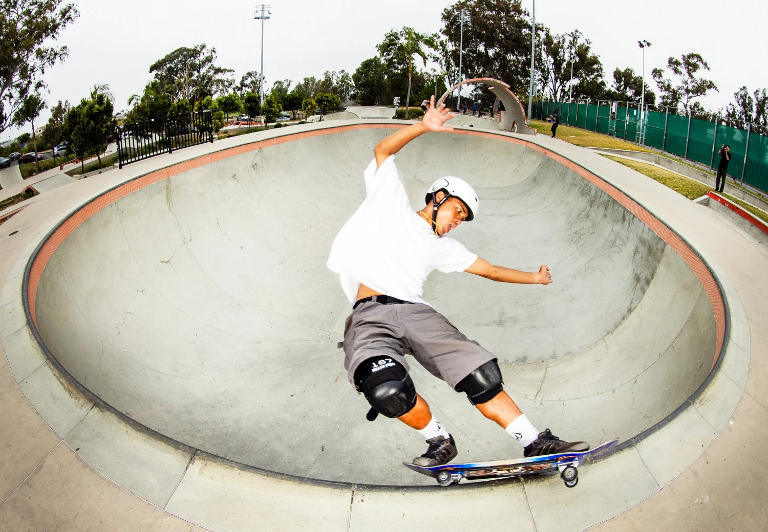 LOW PRO Certified Helmet - Gloss White - Image 7